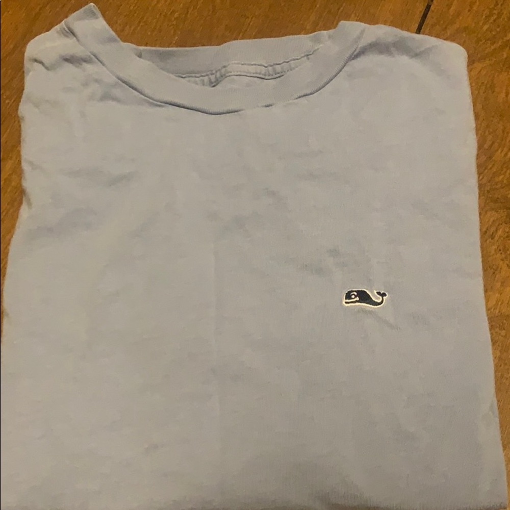 Vineyard vines t-shirt